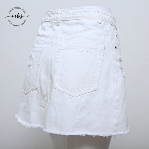 NWT Etophe Studios Asymmetrical Distressed Mini Denim Skirt with Raw Hem - Picture 10 of 13